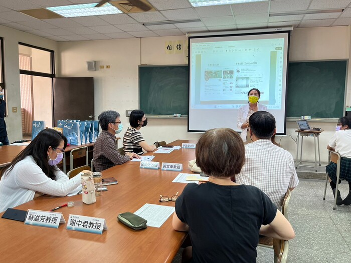 【招生專業化】112年4月26日屏東縣屏榮高中觀課暨學習歷程檔案發表活動圖片