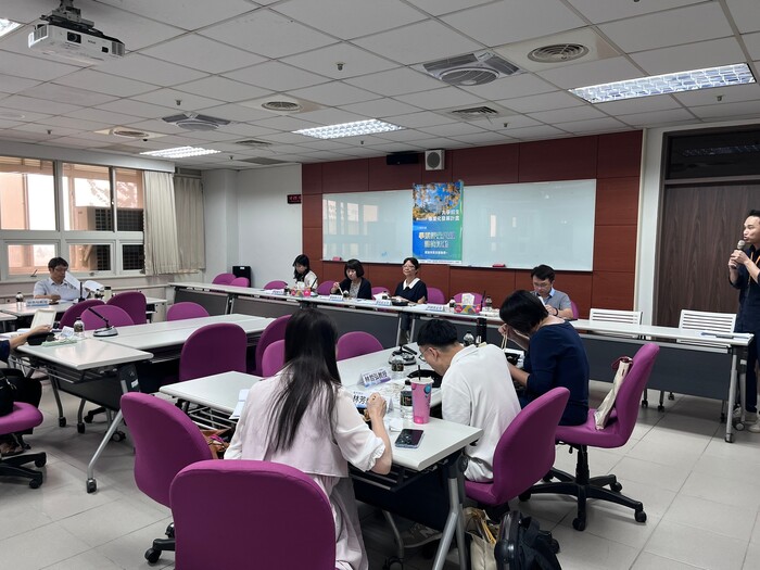 【招生專業化】113年11月27日國際經營與貿易學系、財務金融學系、會計學系、不動產經營學系聯合辦理尺規諮詢座談會圖片