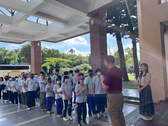 【招生專業化】114年6月20日小港高中師生參訪理學院招生交流活動圖片