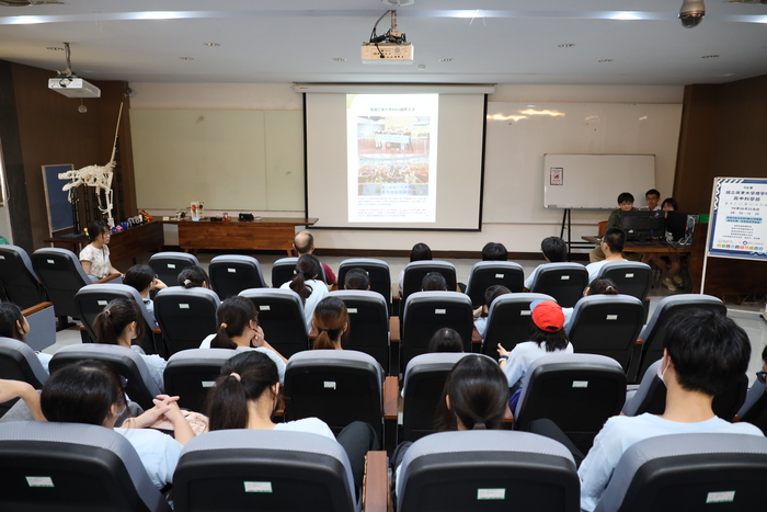 【招生專業化】114年6月20日小港高中師生參訪理學院招生交流活動圖片