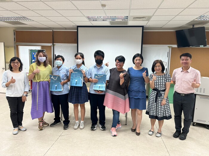 【招生專業化】112年4月21日高雄市立鼓山高中觀課暨學習歷程檔案發表活動圖片